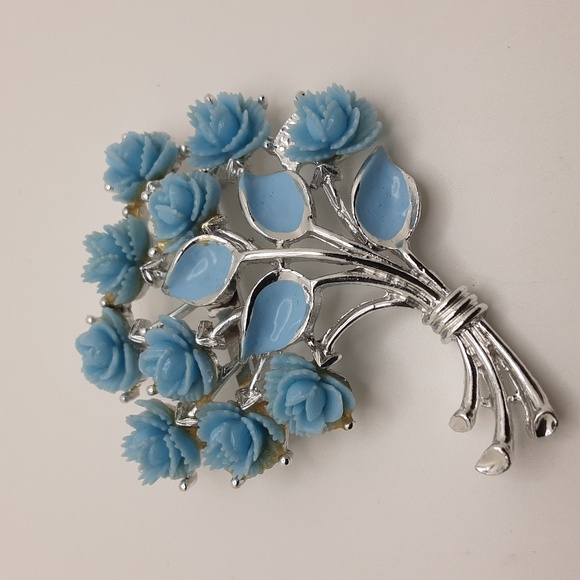 Vintage JJ Jonette Rose Brooch & Clip-On Earrings Set - Excellent Used C… - Picture 8 of 14